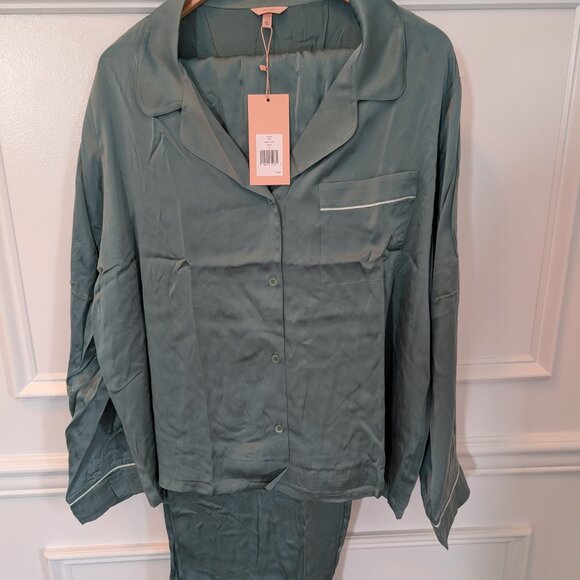 Inez Washable Silk Long PJ Set | NWT - Picture 2 of 4